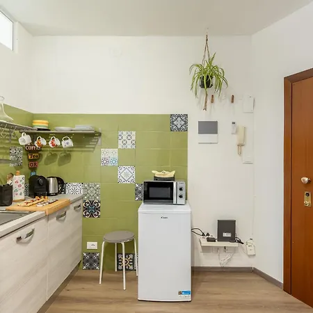 235 - Viale Monza By Innstay * Milan